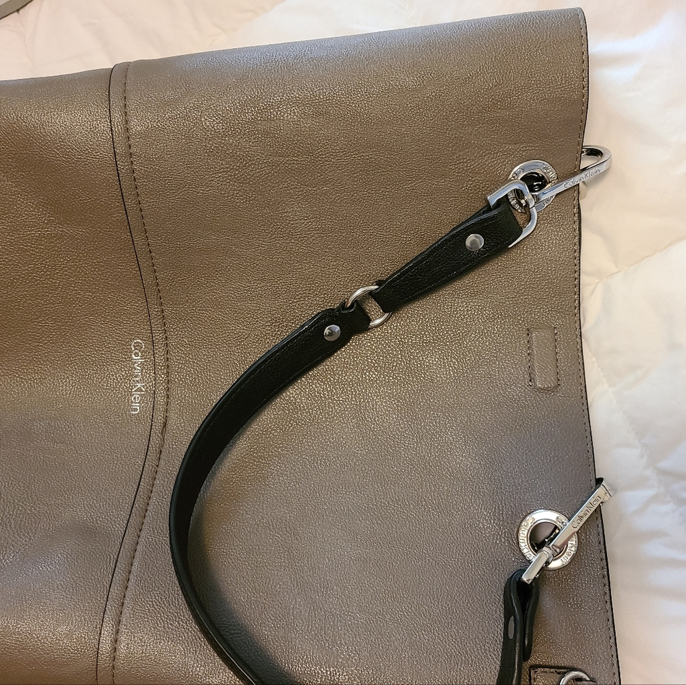 Calvin Klein Reversible Tote - Picture 6 of 15